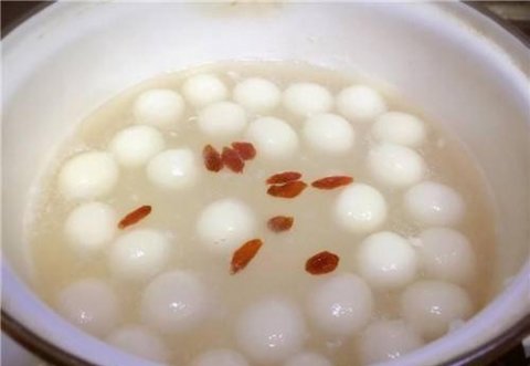 醪糟汤圆怎么做好吃-醪糟汤圆的做法6