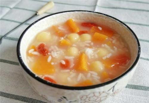 它是【瓜菜之首】，也是补血小宝库，软糯香甜，安神助眠！1