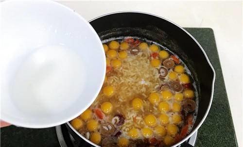 它是【瓜菜之首】，也是补血小宝库，软糯香甜，安神助眠！6