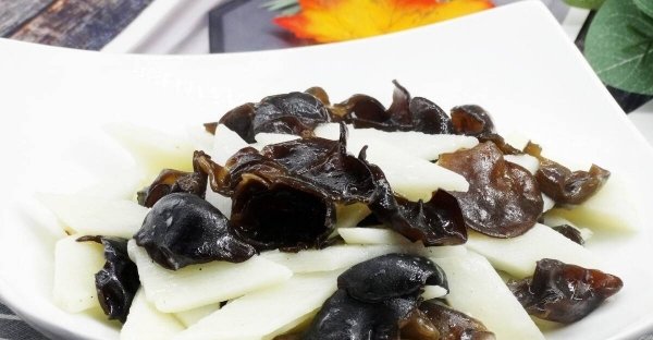 木耳炒山药要焯水吗-木耳炒山药怎么做好吃1