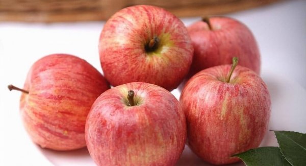 干燥吃什么水果好-干燥吃什么食物1