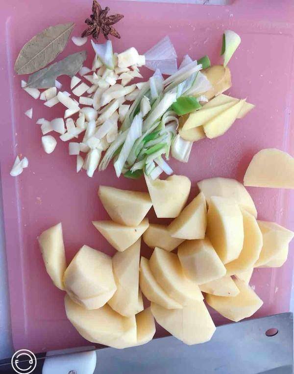 补气血女人要多吃，保护子宫，常吃经期不腰疼4