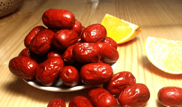 红枣虽好，能防癌，补气血，但这3种吃法真不可取！1