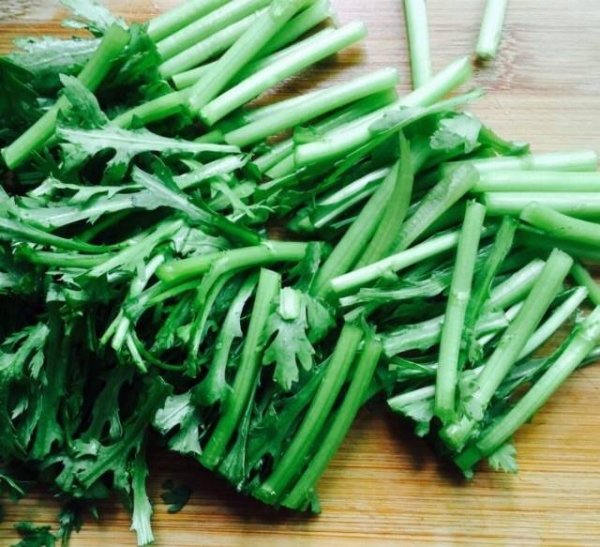 开春了，别忘记吃这【皇帝菜】，养脾健胃7