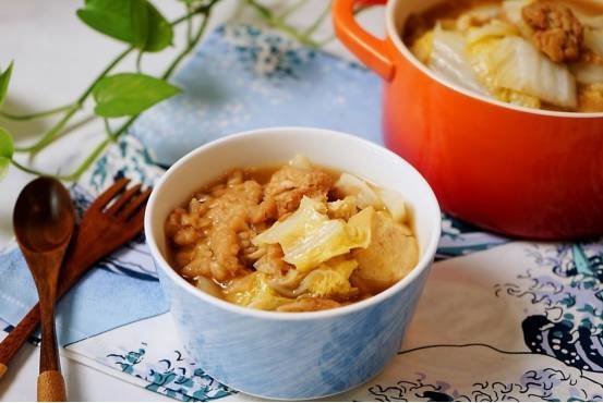 小酥肉白菜豆腐汤，养胃健脾味道鲜美，小酥肉的家常吃法1