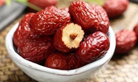 三斤枸杞不比此物一两，护肝祛火，健胃益脾3