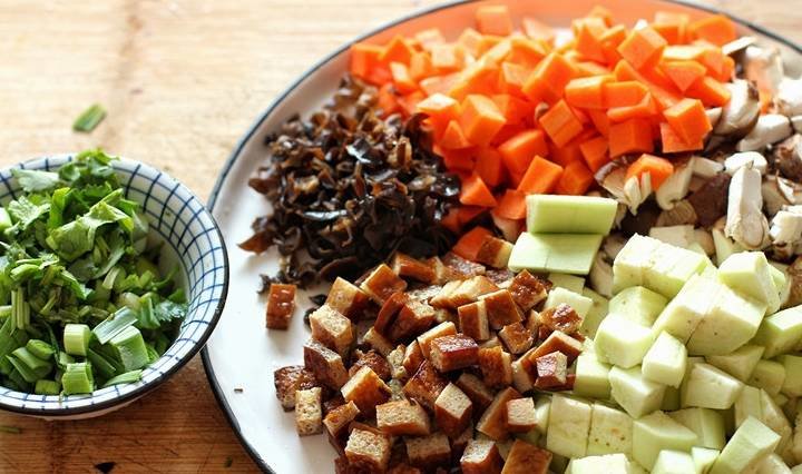 素臊子面怎么做好吃-素臊子面的家常做法3