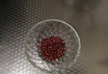 红豆百合粥的做法和功效2