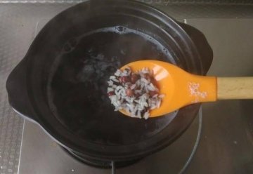 红豆百合粥的做法和功效10
