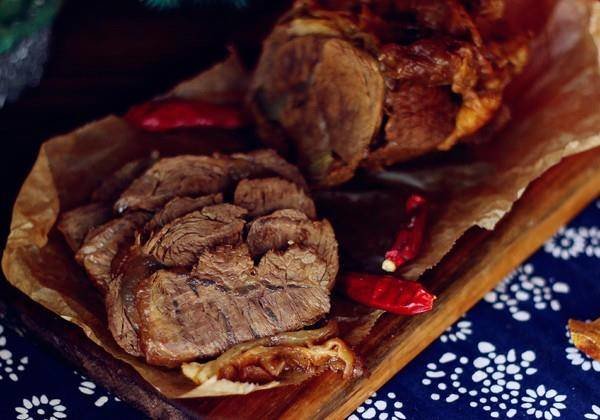 女人过了40岁，这3样东西该吃就得吃，滋养补血1