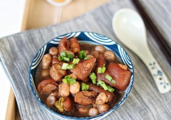 滋养补血推荐这3样东西，该吃就得吃3