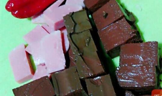 这菜，不仅能排出体内毒素，还补血，真好！2