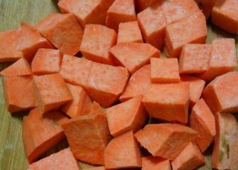 推荐一道【红糖地瓜桂圆粥】排毒养颜补血6