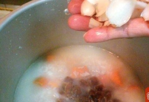 推荐一道【红糖地瓜桂圆粥】排毒养颜补血12