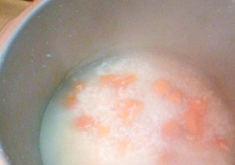 推荐一道【红糖地瓜桂圆粥】排毒养颜补血10