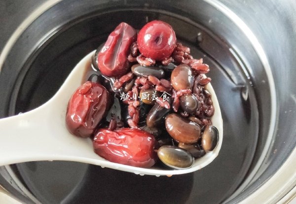 三黑粥的做法-三黑粥的功效与作用6