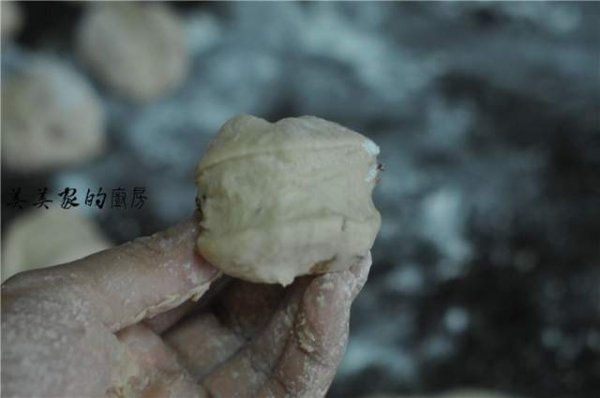红糖红枣馒头怎么开花-红糖红枣馒头的制作方法10