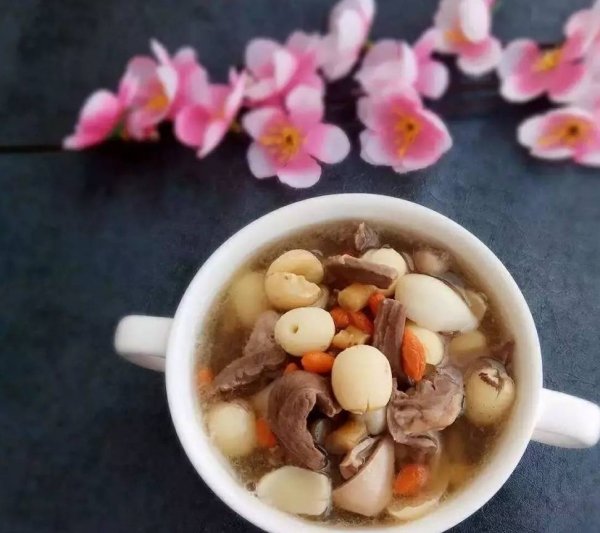 痛经补气血吃什么-推荐8道痛经补气血的食物10