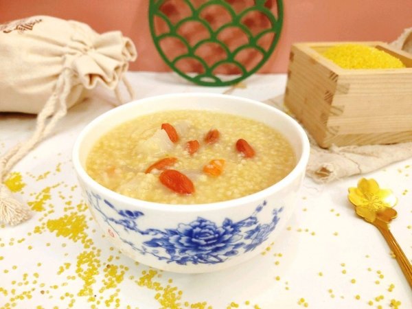 小米山药粥怎么做最养脾胃-小米山药粥的做法2