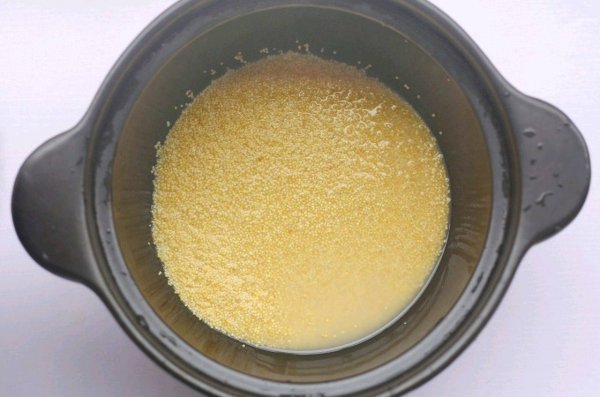 小米山药粥怎么做最养脾胃-小米山药粥的做法7