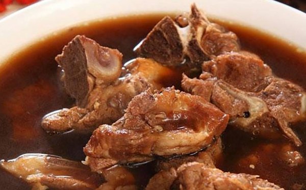 养生排骨汤煲汤食谱-养生排骨汤的做法与功效6