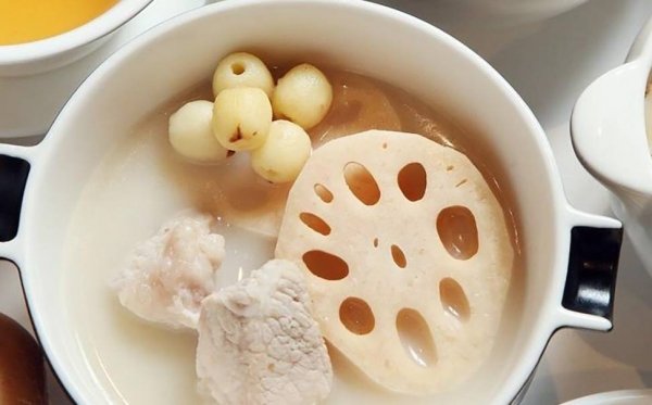 养生排骨汤煲汤食谱-养生排骨汤的做法与功效8