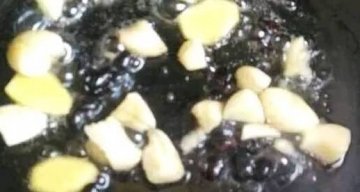 泥鳅炖豆腐怎么做-泥鳅炖豆腐的做法5