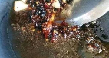 泥鳅炖豆腐怎么做-泥鳅炖豆腐的做法6