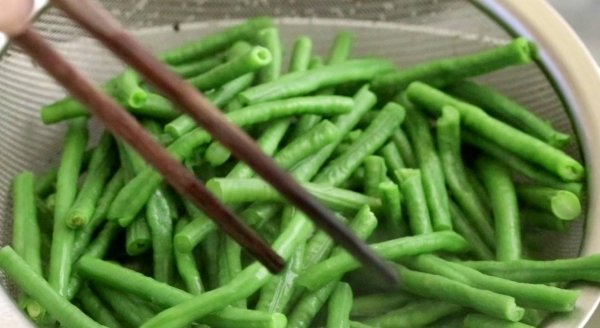 麻酱豇豆怎么做好吃-麻酱豇豆的做法6