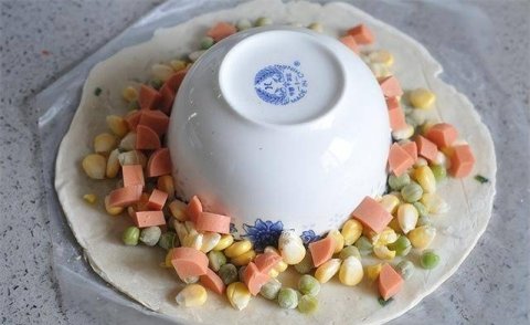 手抓饼做披萨怎么做-懒人披萨做法3