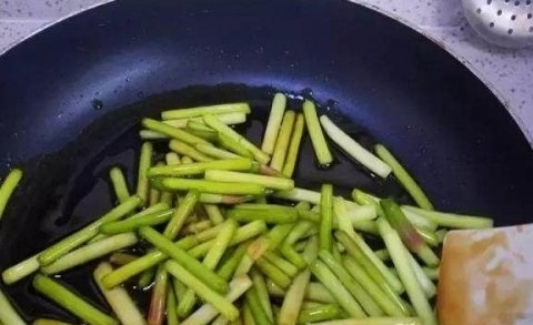 腌蒜苔怎么做-腌蒜苔的做法8