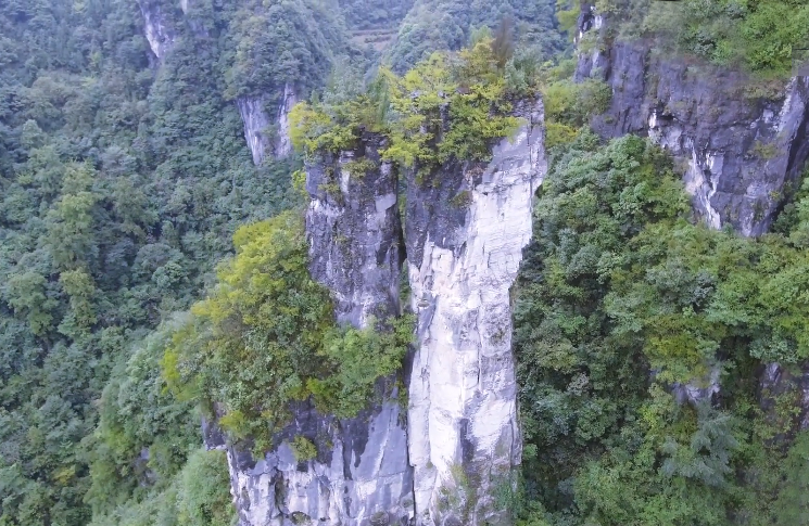 湖南张家界琵琶溪夫妻岩景点介绍1