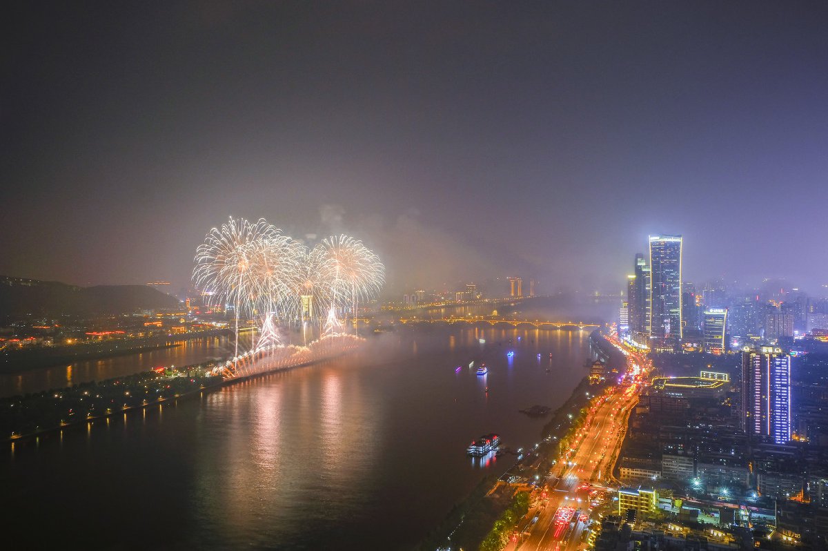 长沙橘子洲头中秋放烟花吗?1