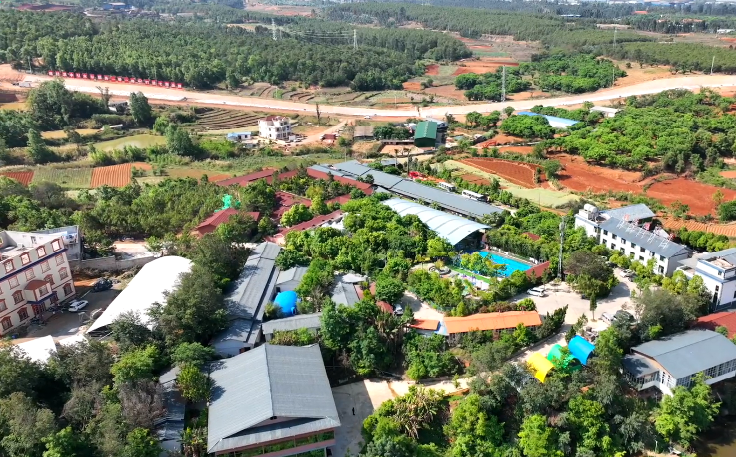 湖南岳阳闵家新村度假山庄景点介绍1