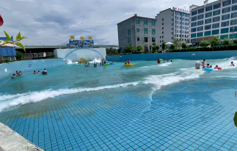 湖南郴州汤湖里温泉水上乐园景点介绍1