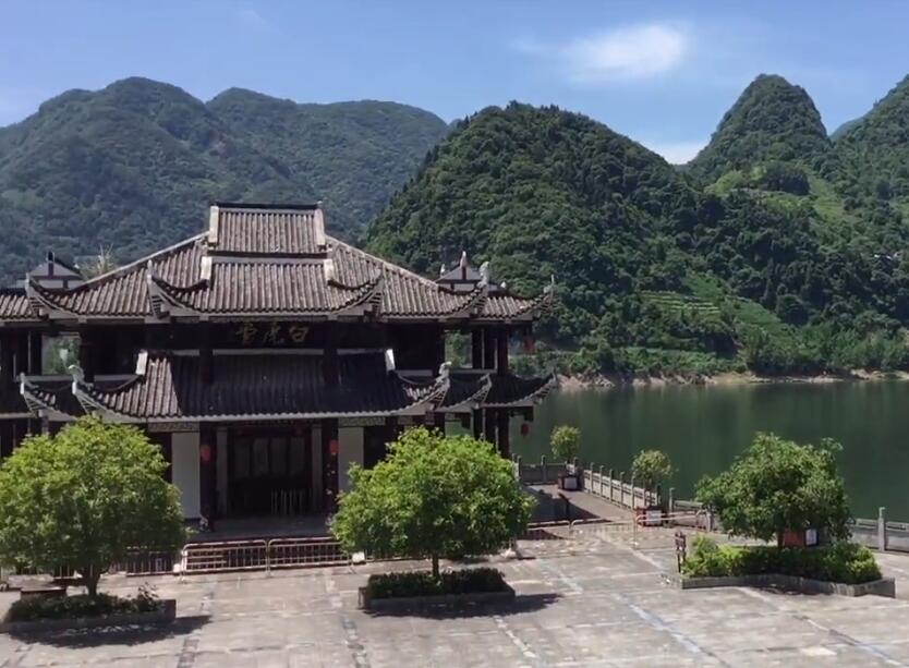 湖北宜昌清江画廊白虎堂景点介绍1