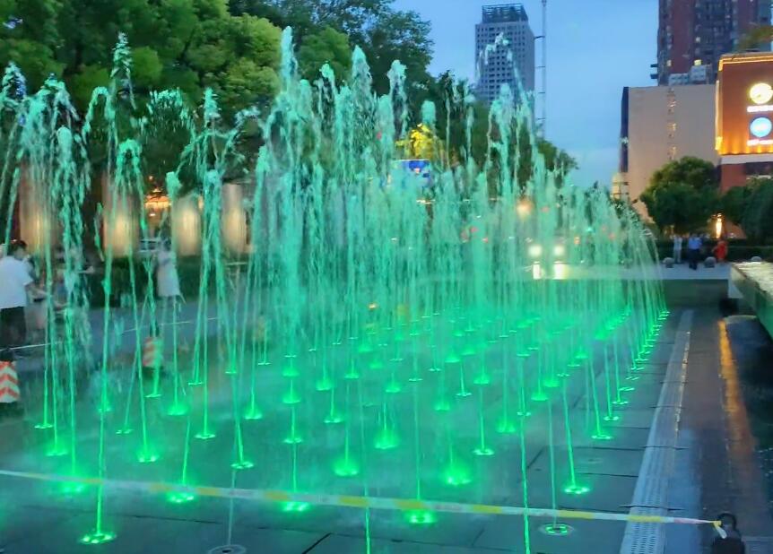 湖北武汉喷泉公园景点介绍1