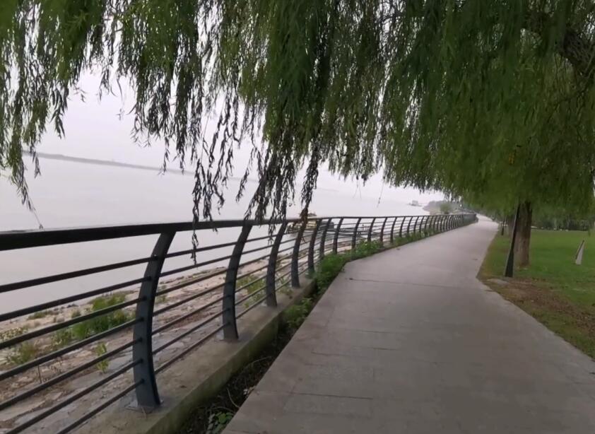 湖北荆州江滩公园景点介绍1