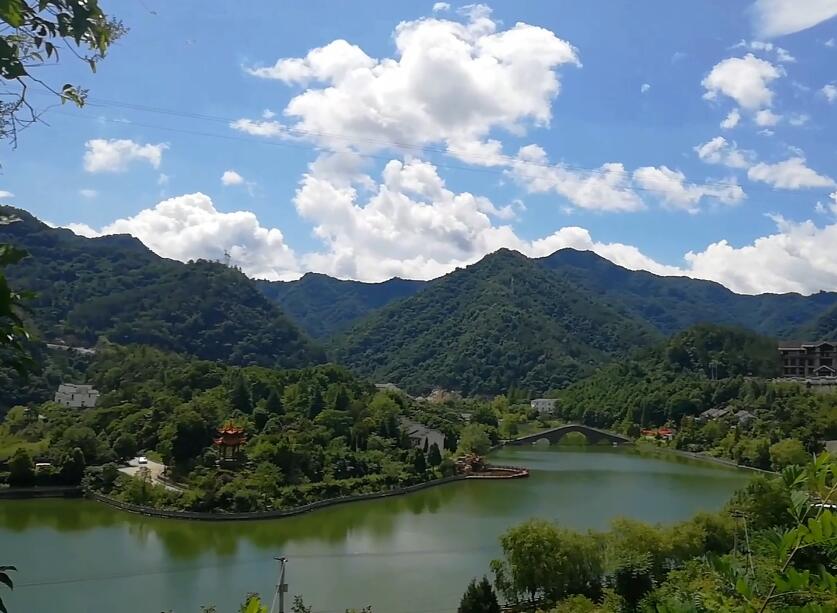 湖北孝感装八寨风景区景点介绍1