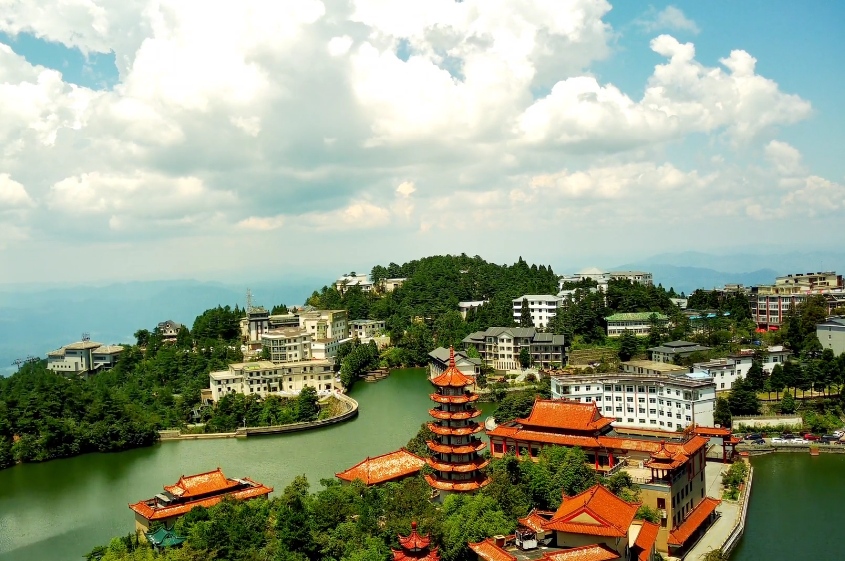 湖北咸宁九宫山云中湖景点介绍1