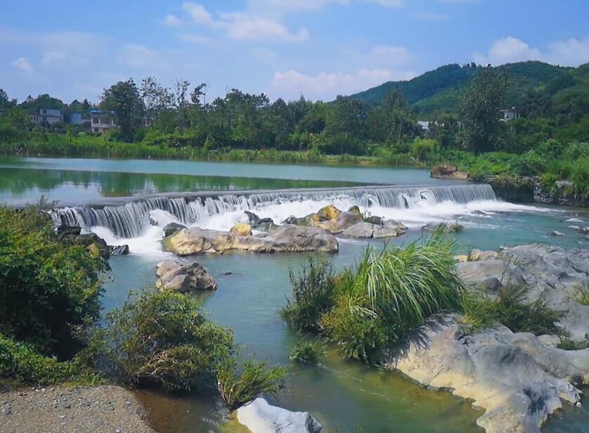 湖北咸宁古堰湾景点介绍1