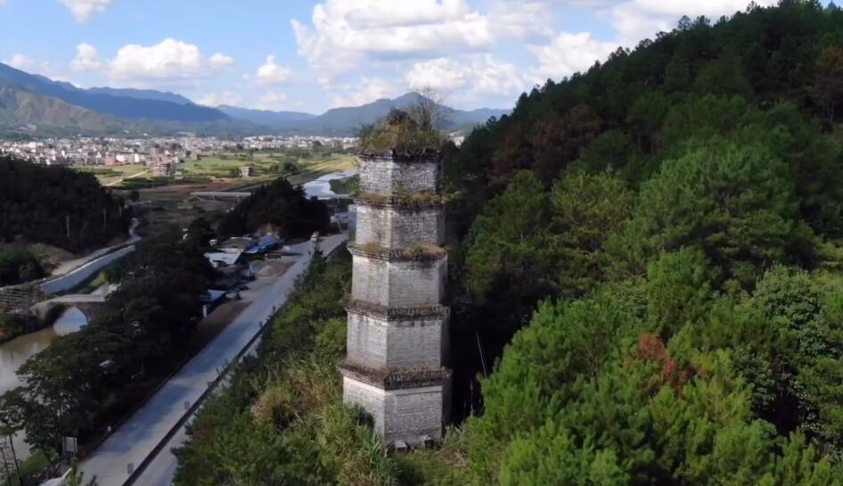 广东广州景点荔枝湾小画舫斋景点介绍1