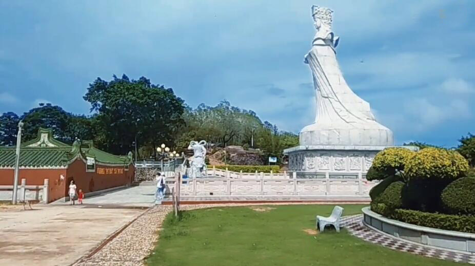 广东肇庆景点七星岩三仙观景点介绍1