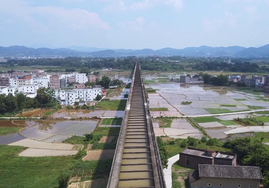 广东云浮景点长岗坡渡槽景点介绍1