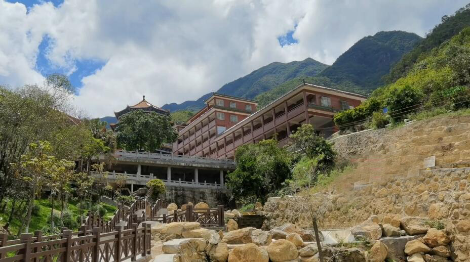 广东汕尾景点云莲寺景点介绍1