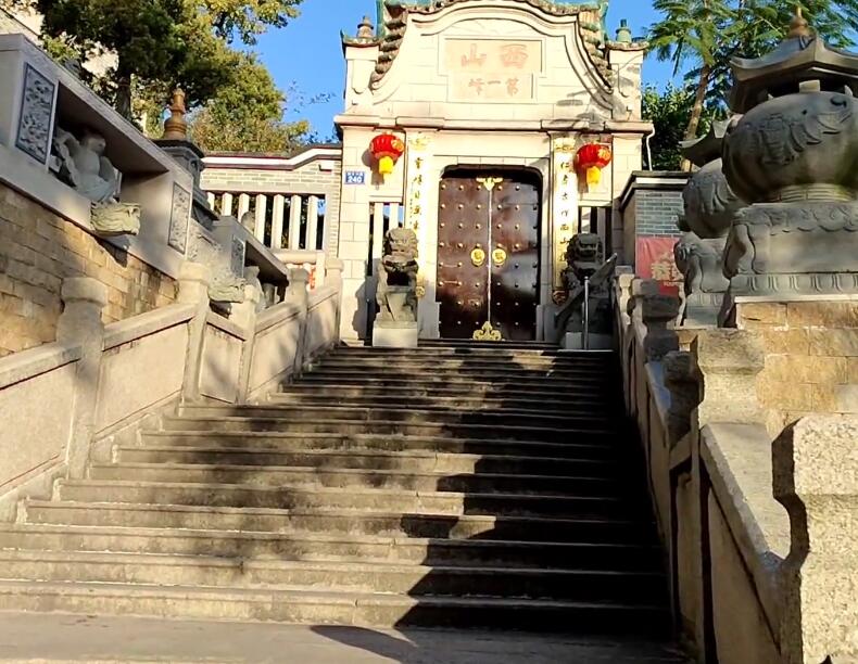 广东清远景点鹤鸣洲温泉度假村景点介绍1