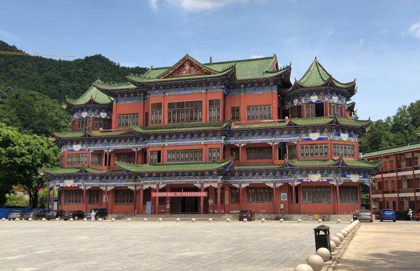 广东肇庆景点六祖寺景点介绍1