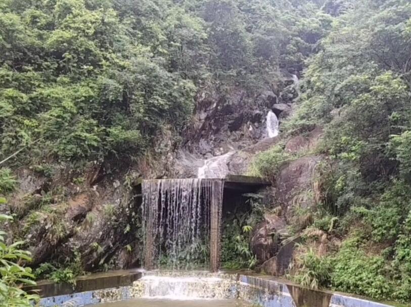 广东梅州景点揭岭飞泉景点介绍1