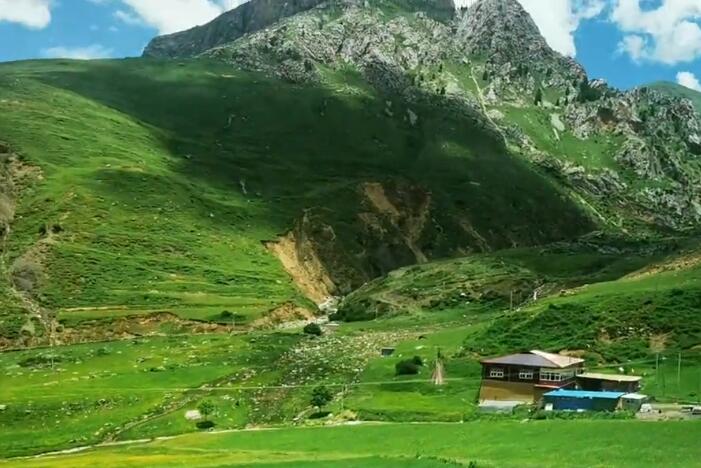 四川甘孜勒穷风景区景点介绍1