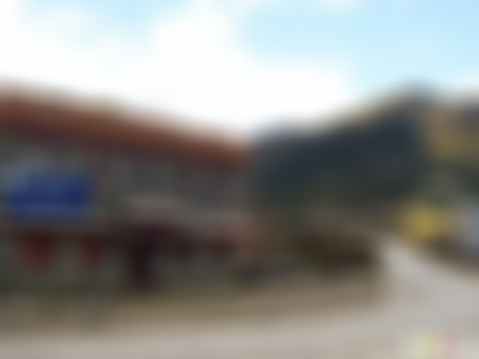 四川雅安喇叭河杜鹃湖景点介绍1